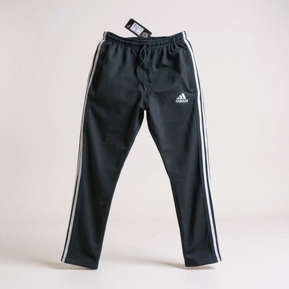 Trousers for Men – Latest Trouser Design 2025 in Pakistan
